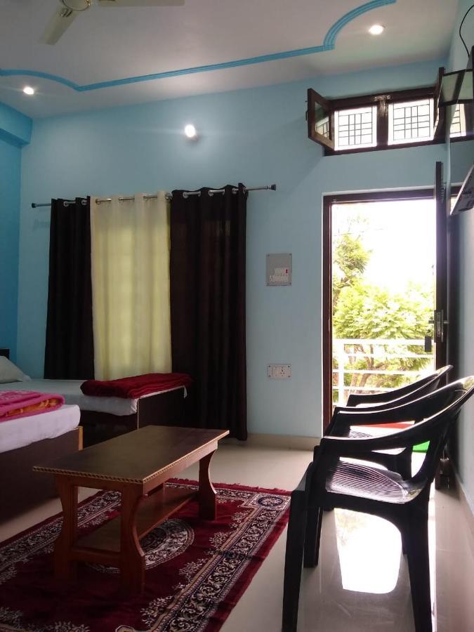 Hotel Vikram Palace Barkot エクステリア 写真